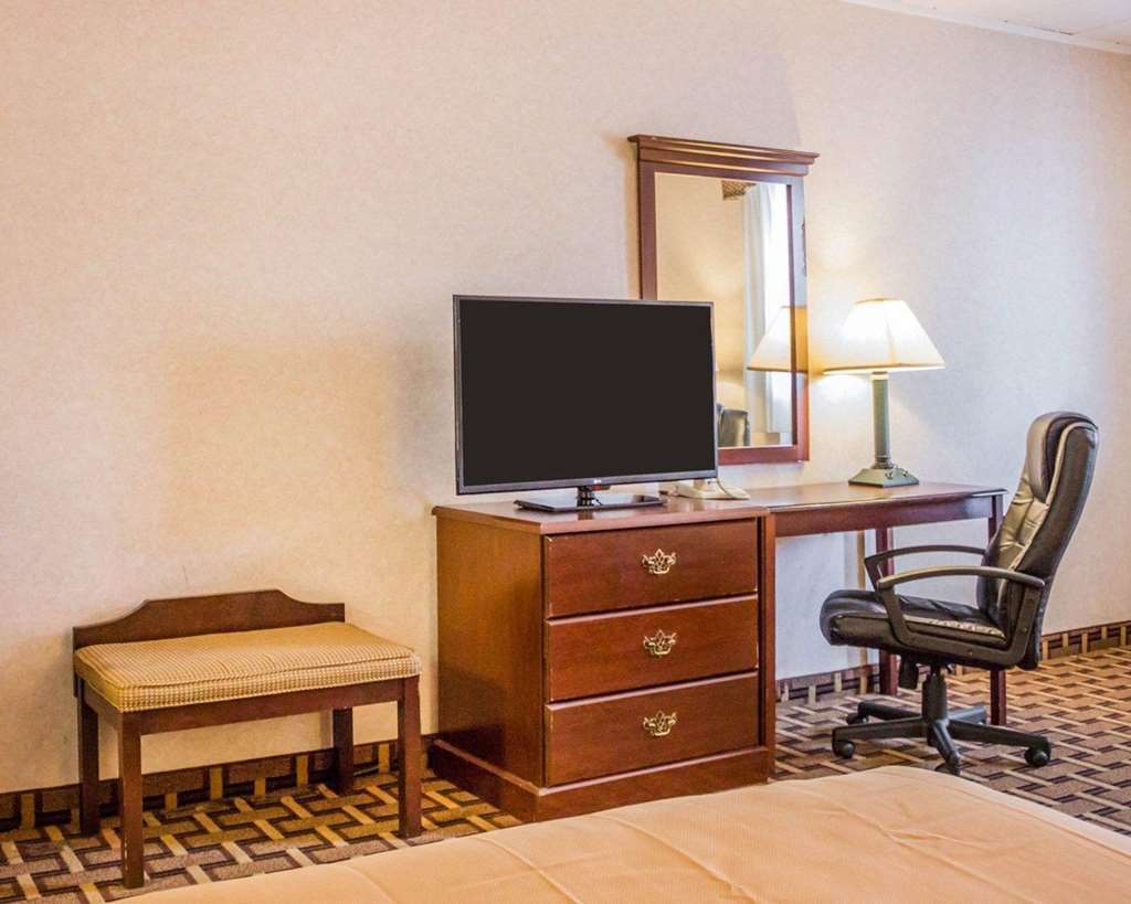 Rodeway Inn Mystic Cameră foto